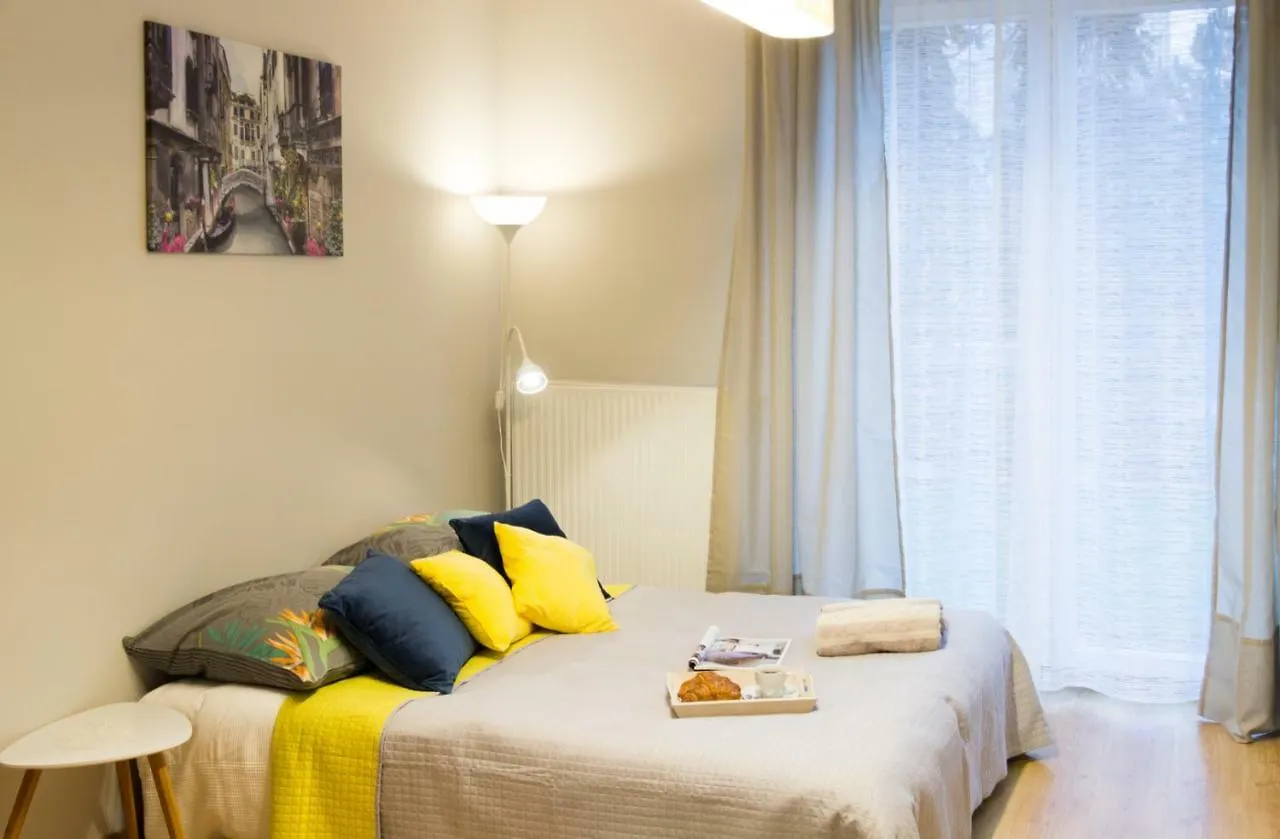 ורשה M&R Apartament Marina Mokotow 0*,
